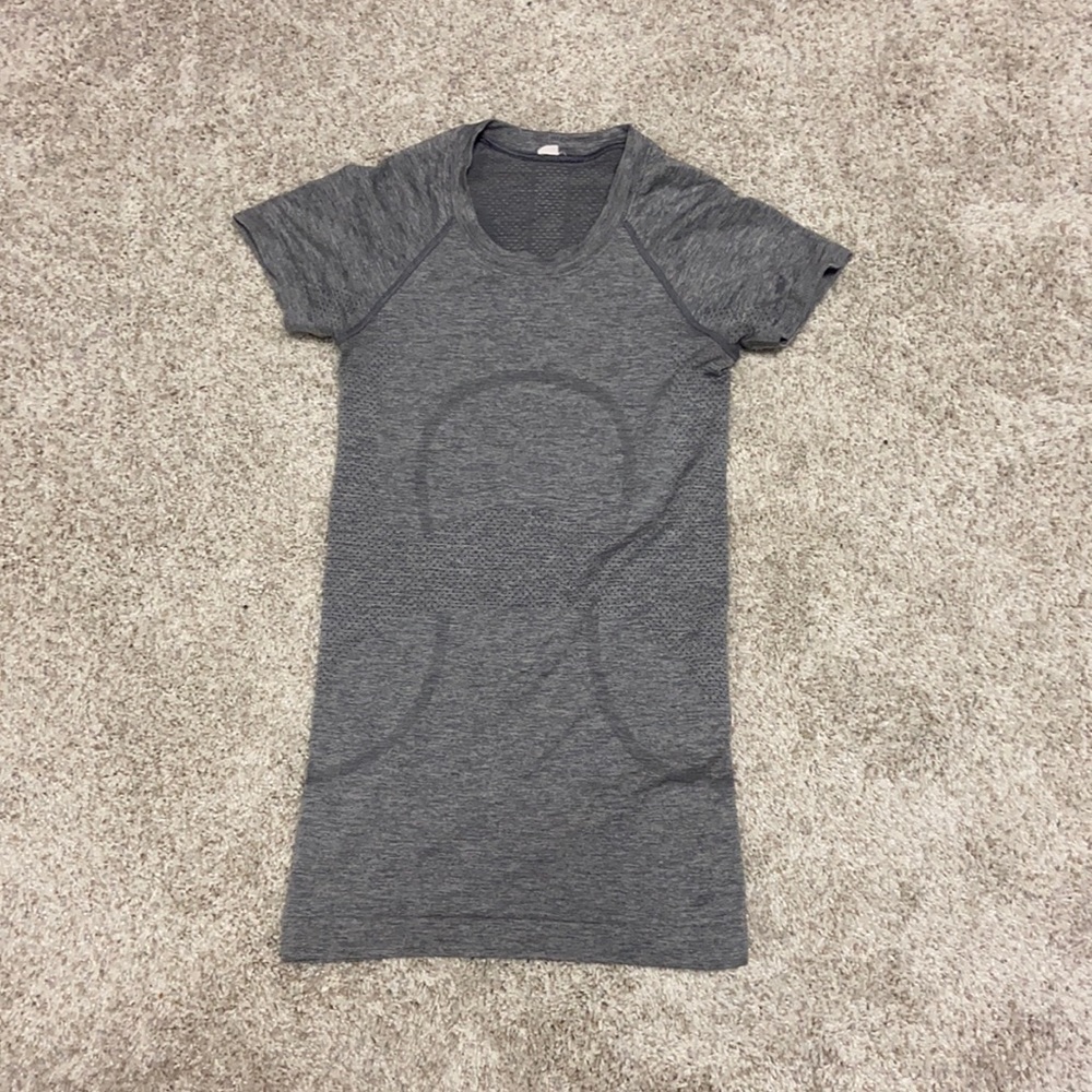 Lululemon Swiftly Tech Short Sleeve Shirt 2.0